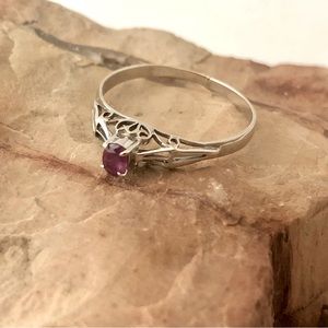 14K Solid White Gold Ruby Ring Size 8.5